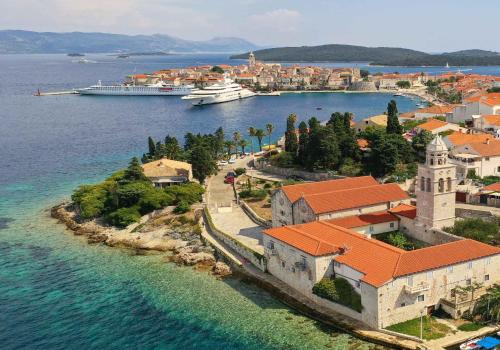 Villa Sea La Vie Seafront Location 4 Bedrooms Sea Access