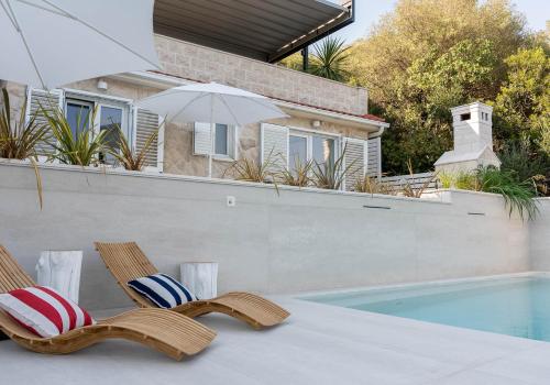 Villa Sea La Vie Seafront Location 4 Bedrooms Sea Access