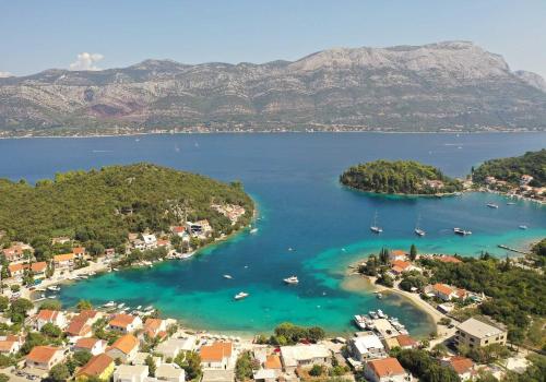 Villa Sea La Vie Seafront Location 4 Bedrooms Sea Access