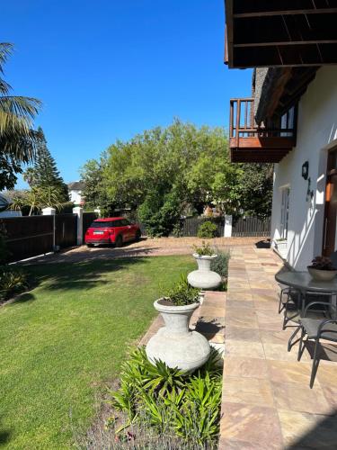 Κήπος έξω από το Tree Aloe Guest house
