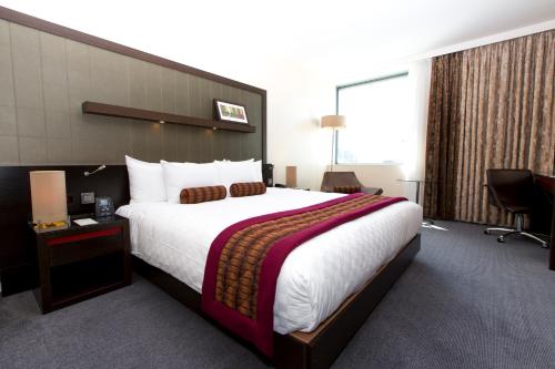 Hilton London Canary Wharf Image