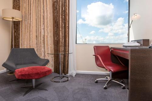 Hilton London Canary Wharf Image