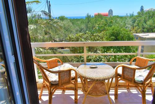 Μπαλκόνι ή βεράντα στο Eva Seaside 1st Floor
