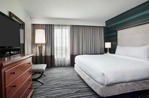 Embassy Suites by Hilton Orlando Airport Image