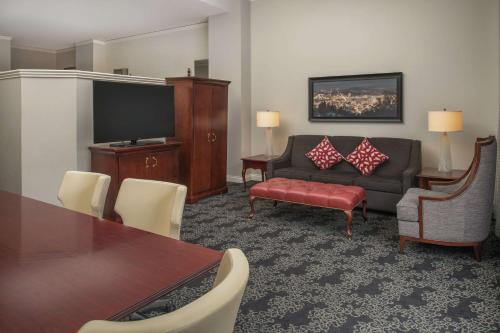 Embassy Suites by Hilton Portland Downtown Image