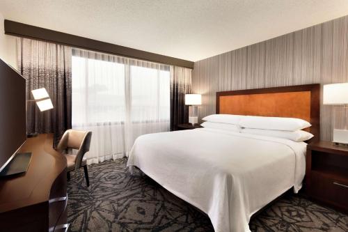 Embassy Suites by Hilton Santa Clara Silicon Valley Image