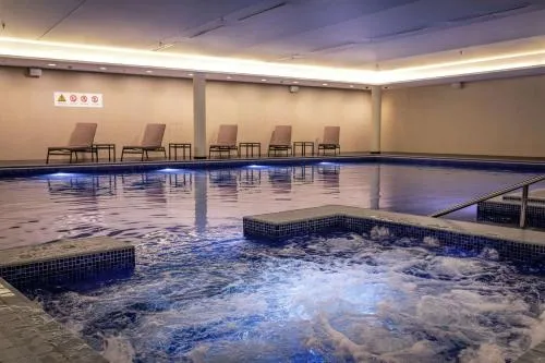 Lincoln Plaza Hotel London, Curio Collection By Hilton photo 1