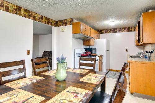 Imagen de la galería de DePew Vacation Rental about 10 Mi to Buffalo!, en Depew