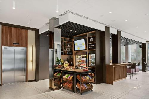 a store with aasteryasteryasteryasteryasteryasteryasteryasteryasteryasteryasteryastery at Hilton Garden Inn Vilnius City Centre in Vilnius