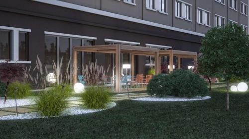 DoubleTree by Hilton Bresciaにある庭