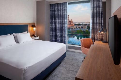 Hampton Inn Boston Seaport District Image