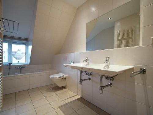 Koupelna v ubytování Villa in Texel with Luxurious Comfort