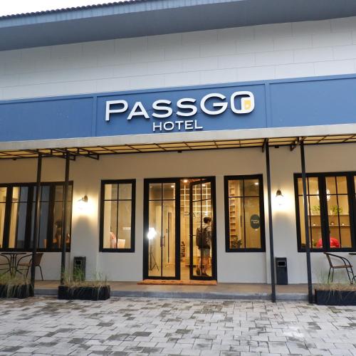 a building with a sign that reads pasco hotel at PassGo Thamrin in Jakarta