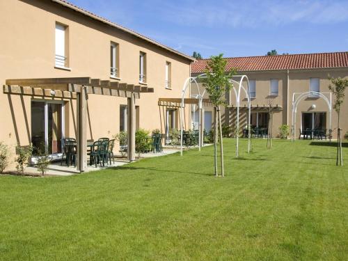 Holiday Home in Bergerac near Château Bridoire