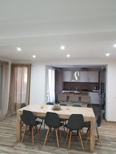 Appartement F4 à 8 min à pieds de la mer