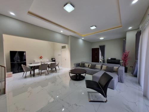 Χώρος καθιστικού στο Tanara Home Syariah