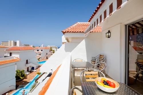 Las FLORITAS 23 Terrace and Swimming Pool