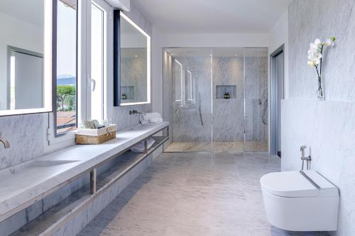 Koupelna v ubytování La Serena Hotel FDM