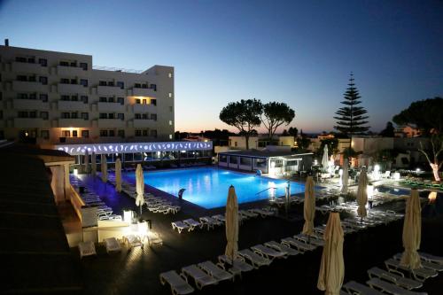 Πισίνα στο ή κοντά στο Albufeira Sol Hotel & Spa