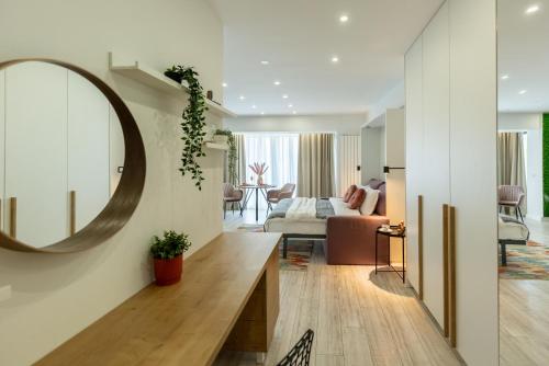 Ultracentral Studio: Explore the City in Style