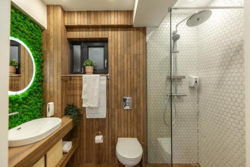Ultracentral Studio: Explore the City in Style