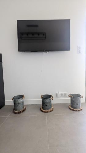 3 pièces dans villa avec piscine