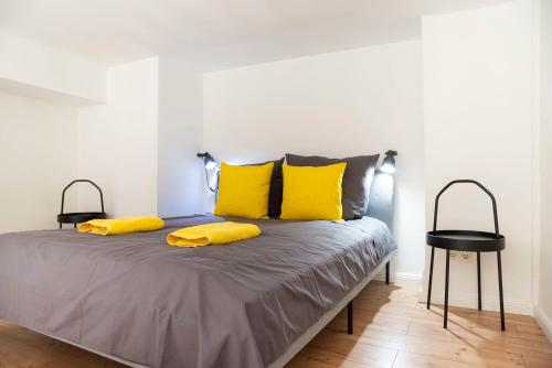 Voodi või voodid majutusasutuse Homely loft style Apartment in Berlin Wilmersdorf toas