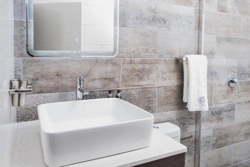 Bagno di The Lofts Luxury Suites