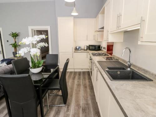 Gallery image of St John's North Hotel Apartments in Wakefield