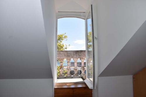 Apartament in Cais do Sodré with river view - TTL51
