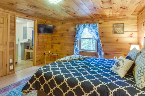 Φωτογραφία από το άλμπουμ του Luray Cabin Near Downtown and Shenandoah River σε Luray