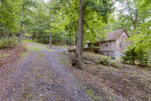 Φωτογραφία από το άλμπουμ του Luray Cabin Near Downtown and Shenandoah River σε Luray