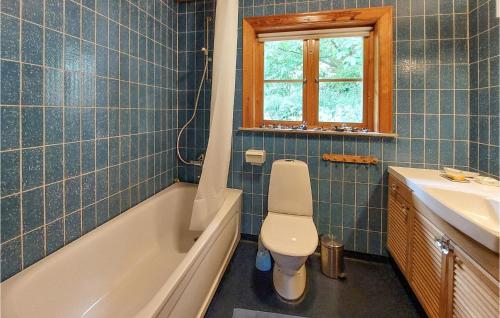 Koupelna v ubytování Nice Home In Bstad With Kitchen