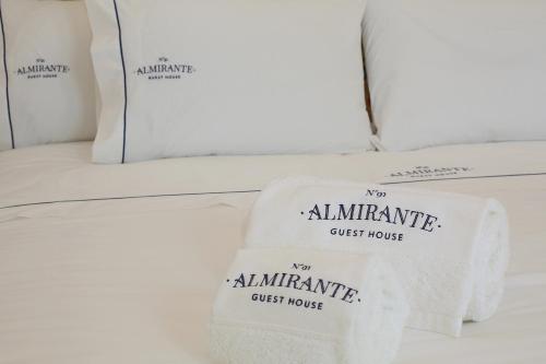 Nº 91 - Almirante Guest House