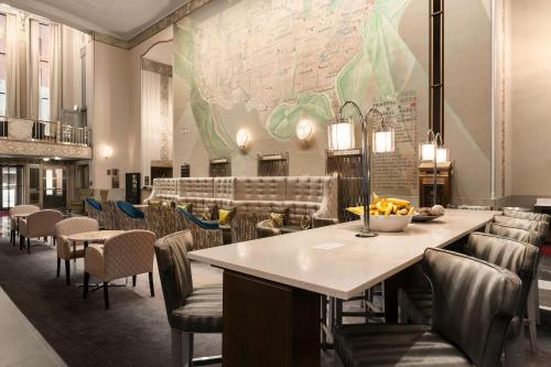 Hampton Inn Chicago Downtown/N Loop/Michigan Ave Image