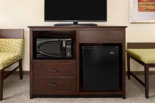 TV a/nebo společenská místnost v ubytování Hampton Inn & Suites Corpus Christi, TX