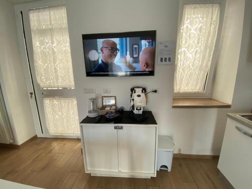 Televízia a/alebo spoločenská miestnosť v ubytovaní Villa Manto Bed and Breakfast - Torre Annunziata Pompei