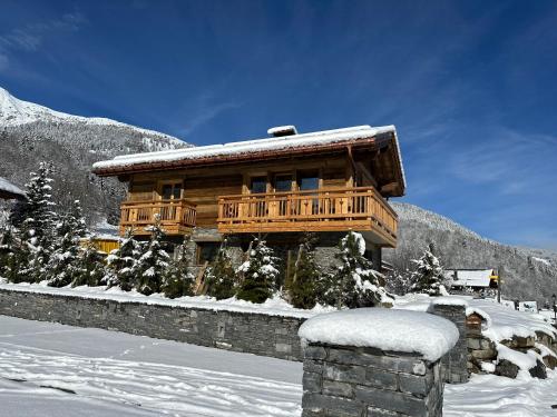Kış mevsiminde Le Cheval Blanc et Le Loup Blanc, jacuzzi, hammam, skis aux pieds