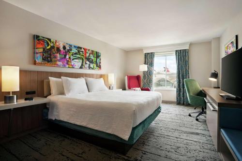 Hilton Garden Inn New Orleans Convention Center Image