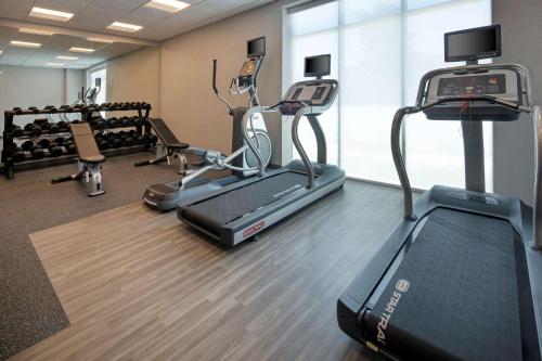 a gym with treadmills and cardio equipment in a room at Hampton Inn Santa Cruz West, Ca in Santa Cruz
