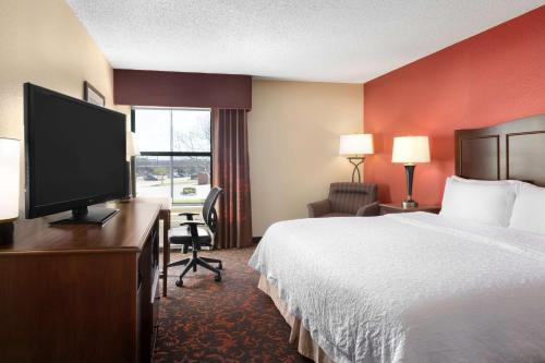 Hampton Inn Houston Willowbrook Mall Image