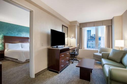 Et tv og/eller underholdning på Hilton Garden Inn West 35th Street