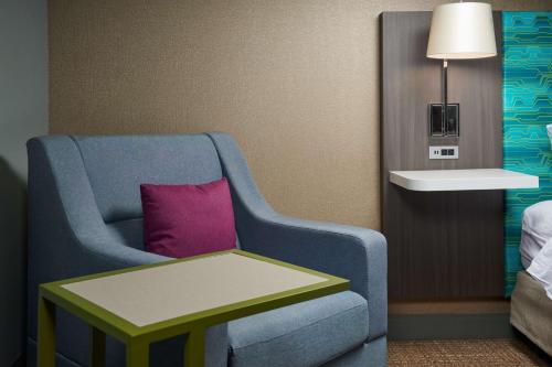 Postel nebo postele na pokoji v ubytování Hampton Inn Sherwood Portland