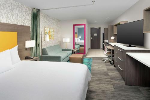 Home2 Suites By Hilton Phoenix Airport South Image
