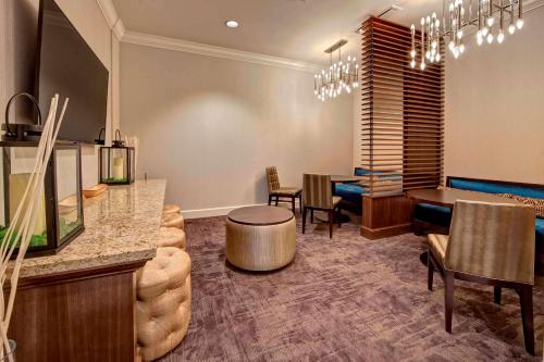 TV o dispositivi per l'intrattenimento presso Hilton Garden Inn Nashville Brentwood