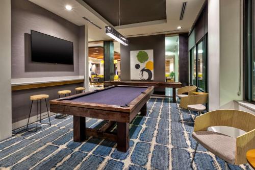 Homewood Suites by Hilton Pittsburgh Downtown Image