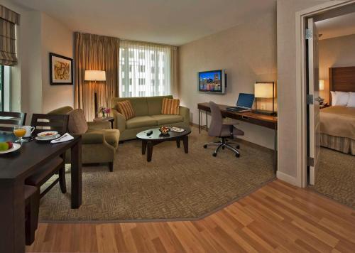 Homewood Suites by Hilton Baltimore Image