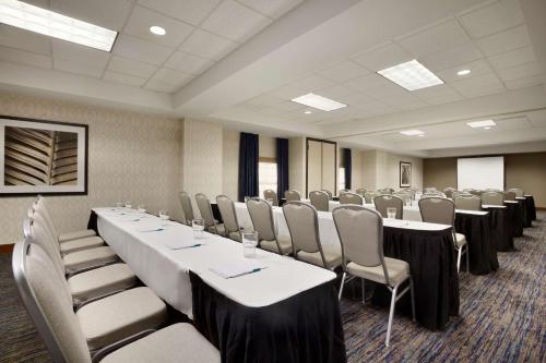 Kawasan bisnes dan/atau bilik persidangan di Homewood Suites by Hilton Orlando-International Drive Convention Center