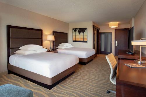 DoubleTree by Hilton San Diego-Mission Valley Image