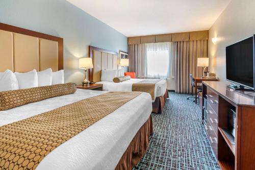 Katil atau katil-katil dalam bilik di Best Western On the River